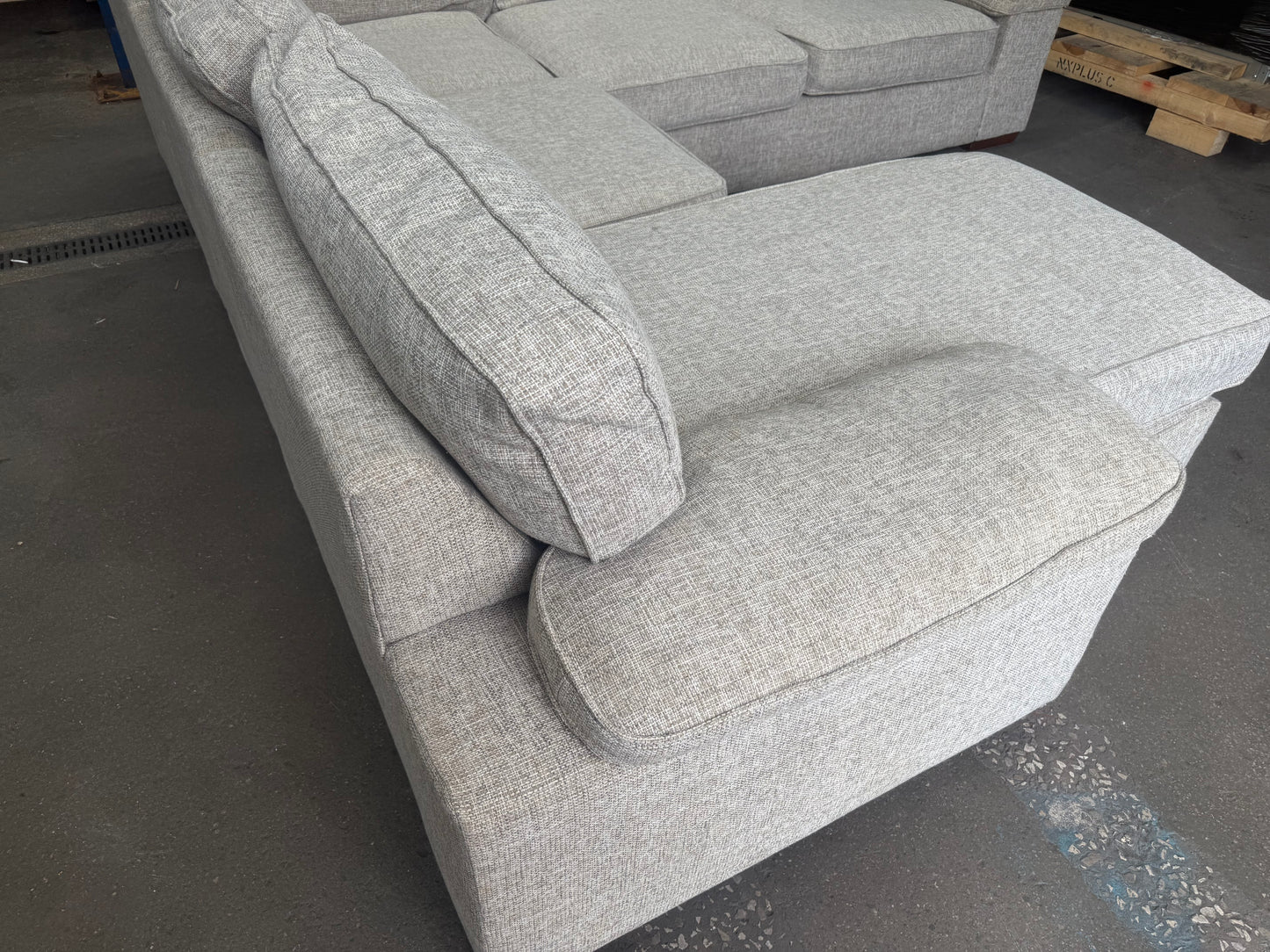 Oak furniture land Large Biege L Shape With Chaise Sofa FREE DELIVERY